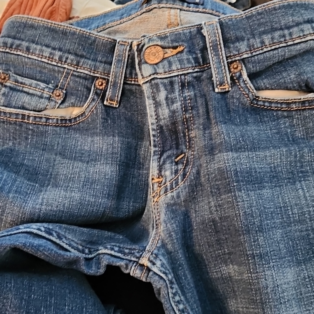 Levi jeans
